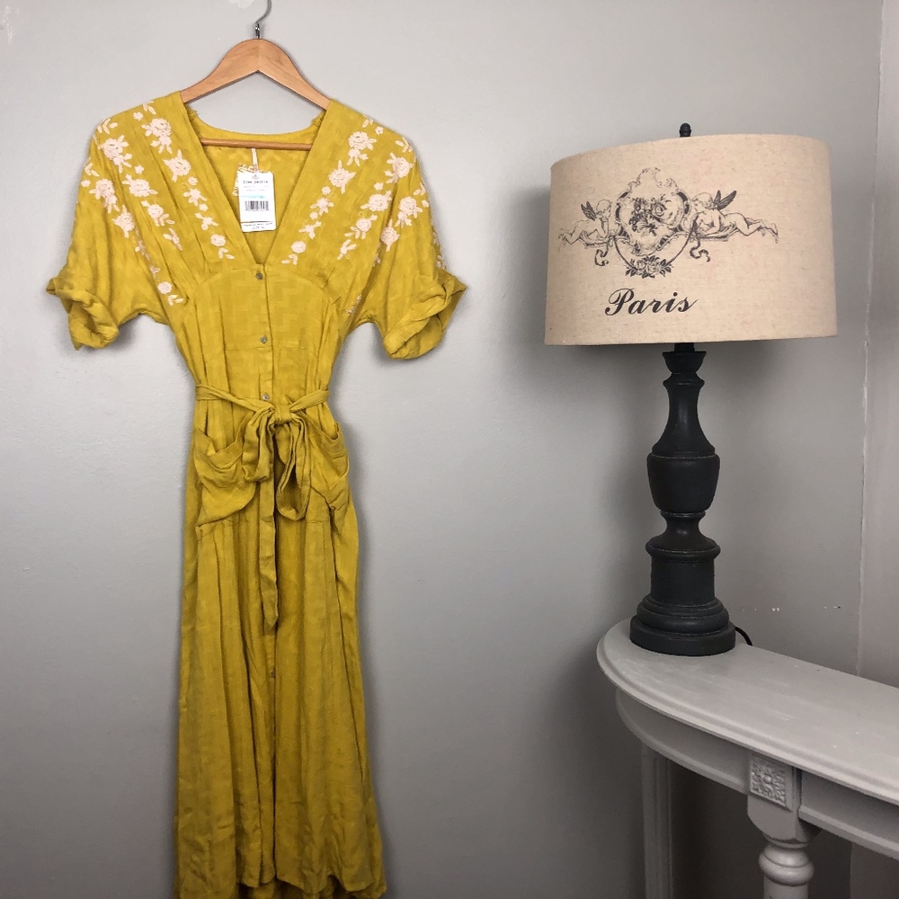 NWT floral maxi dress Sunkist combo